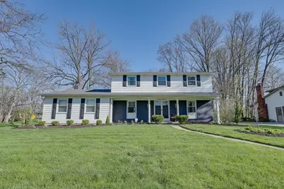 1570 Oakview Drive, Columbus, OH 43235 - Photo 1
