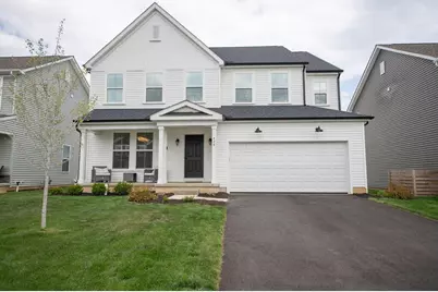 428 Oakland Hills Loop, Commercial Point, OH 43116 - Photo 1
