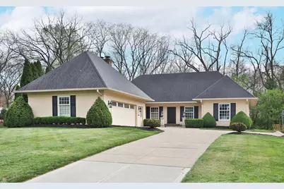 309 Melbourne Place, Worthington, OH 43085 - Photo 1