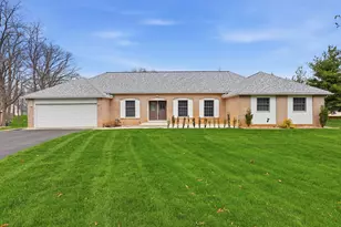 18062 Timber Trails Rd, Marysville, OH 43040 - Photo 1