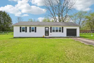 15839 Valleyview Dr, Marysville, OH 43040 - Photo 1