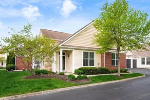 4737 Clubpark Dr, Hilliard, OH 43026 - Photo 1