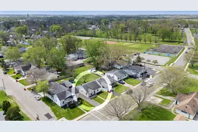 208 Park Avenue, London, OH 43140 - Photo 1