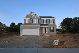 842 Hilton Dr, Reynoldsburg, OH 43068 - Photo 1