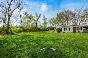 1835 E Blake Ave, Columbus, OH 43219 - Photo 1
