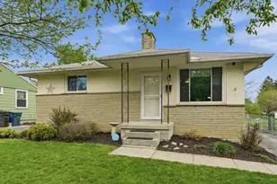 1352 Northridge Rd, Columbus, OH 43224 - Photo 1