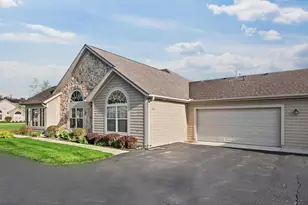1562 Center Park Dr, Marion, OH 43302 - Photo 1