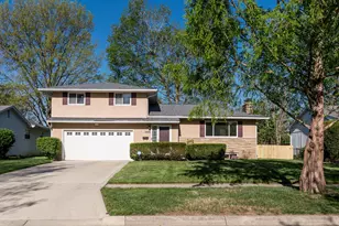 5533 Redwood Rd, Columbus, OH 43229 - Photo 1