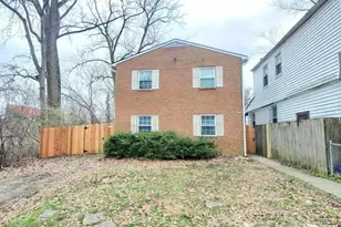 497 E Oakland Ave, Columbus, OH 43202 - Photo 1