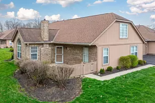 2461 Timbers Edge Ln, Columbus, OH 43235 - Photo 1