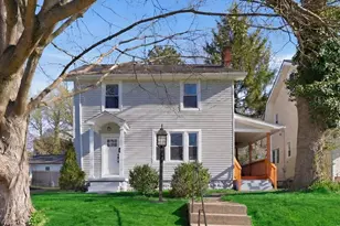 637 Lenox Ave, Zanesville, OH 43701 - Photo 1