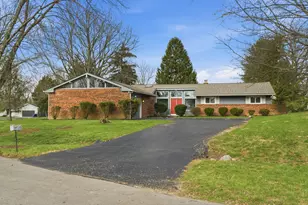2885 Aljor Ct, Columbus, OH 43219 - Photo 1