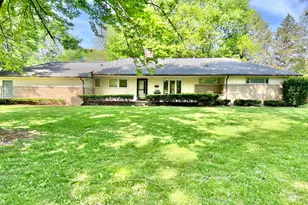 1813 Bledsoe Dr, Bellbrook, OH 45305 - Photo 1
