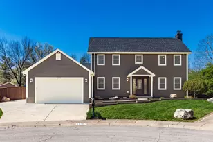 3479 Greenbank Ct, Columbus, OH 43221 - Photo 1