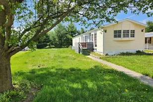 105 S 4th St, Cardington, OH 43315 - Photo 1