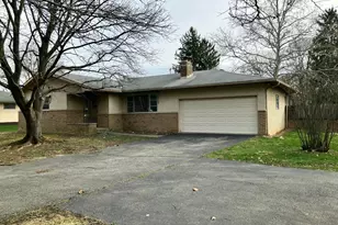 1000 McNaughten Rd, Columbus, OH 43213 - Photo 1