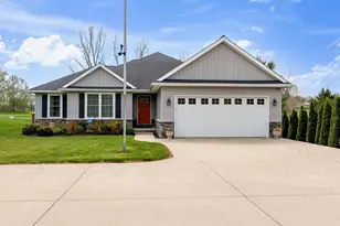 21146 Floralwood Dr, Howard, OH 43028 - Photo 1