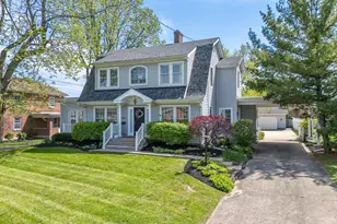 929 Mt Vernon Ave, Marion, OH 43302 - Photo 1