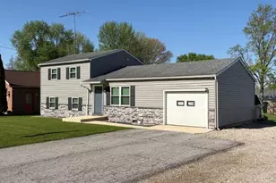 437 N Delaware St, Mount Gilead, OH 43338 - Photo 1