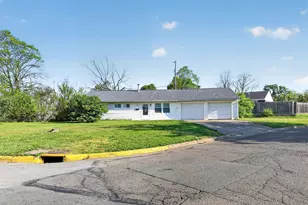 1906 Marsdale Ave, Columbus, OH 43223 - Photo 1