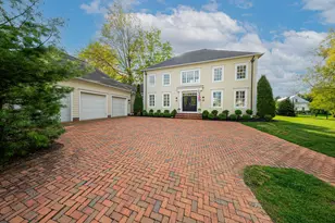 11 Pickett Pl, New Albany, OH 43054 - Photo 1