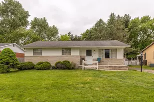 3547 Noe Bixby Rd, Columbus, OH 43232 - Photo 1