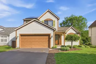 3834 Highland Bluff Dr, Groveport, OH 43125 - Photo 1