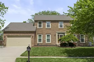 2458 Hickorybend Ct, Grove City, OH 43123 - Photo 1