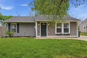2883 Lowell Dr, Columbus, OH 43204 - Photo 1
