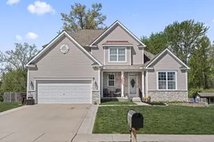 502 Rolling Acre Dr, Lithopolis, OH 43136 - Photo 1