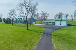 5633 State Rte 41 NW, Washington Court House, OH 43160 - Photo 1