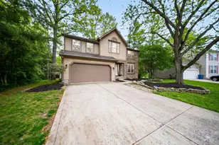 638 Ridenour Rd, Columbus, OH 43230 - Photo 1
