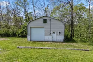 3667 Sunset Dr, Zanesville, OH 43701 - Photo 1