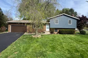 512 Mark Cir, Newark, OH 43055 - Photo 1