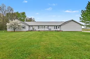 4418 Hook Rd, Crestline, OH 44827 - Photo 1