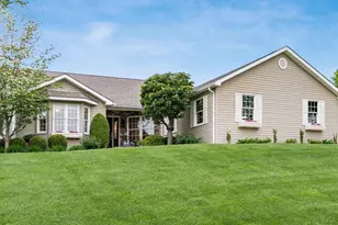 2770 Ash Meadows Blvd, Zanesville, OH 43701 - Photo 1