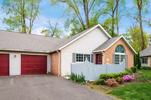 195 Timbers Dr, Columbus, OH 43230 - Photo 1