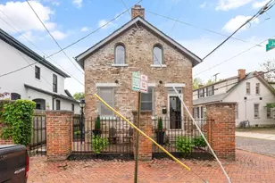 129 Jackson St, Columbus, OH 43206 - Photo 1