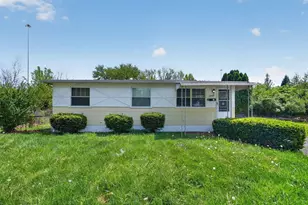 4999 E Majestic Dr E, Columbus, OH 43232 - Photo 1
