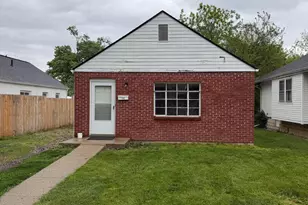 56 Broadlawn Ave, Columbus, OH 43228 - Photo 1