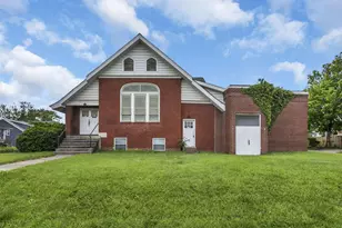 1061 S 22nd St, Columbus, OH 43206 - Photo 1