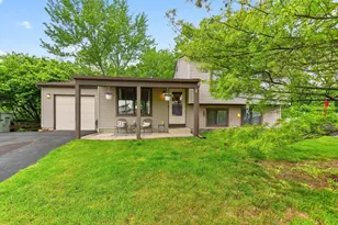 689 Wesfall Ct, Columbus, OH 43228 - Photo 1