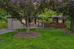 5320 Woodglen Rd, Columbus, OH 43214 - Photo 1