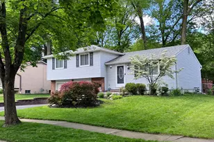 2986 Woodloop Ln, Columbus, OH 43204 - Photo 1