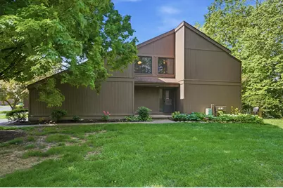 2110 Willowick Square #D, Columbus, OH 43229 - Photo 1