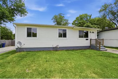 2264 Majestic Drive W, Columbus, OH 43232 - Photo 1
