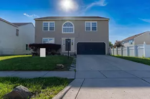 5565 Effy Ln, Canal Winchester, OH 43110 - Photo 1