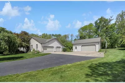 164 Canyon Villa Drive, Hebron, OH 43025 - Photo 1