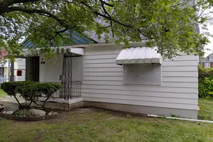 182 S Hague Ave, Columbus, OH 43204 - Photo 1