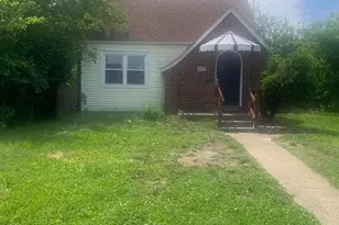 929 Bulen Ave, Columbus, OH 43206 - Photo 1
